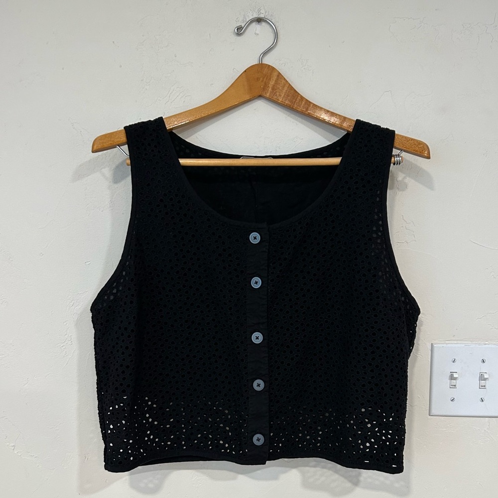 Everlane Tank Top Womens L Black Crop Blouse Eyelet Button 100% cotton Crochet